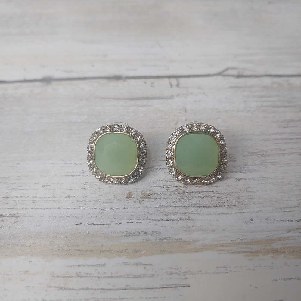 Sea Foam Studded Earrings